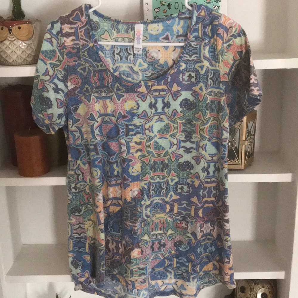 LuLaRoe Simply Comfortable Tee